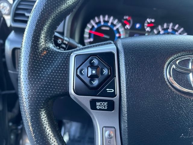 Used 2019 Toyota 4Runner SR5 AWD/4WD image 22