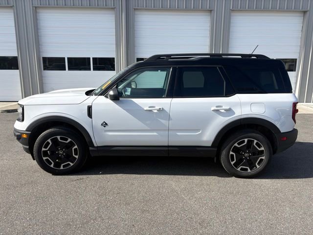 Used 2022 Ford Bronco Sport Outer Banks image 2