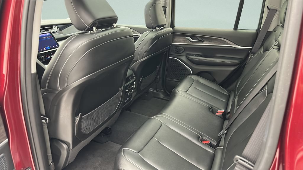 Used 2023 Jeep Grand Cherokee 4WD 4xe image 9