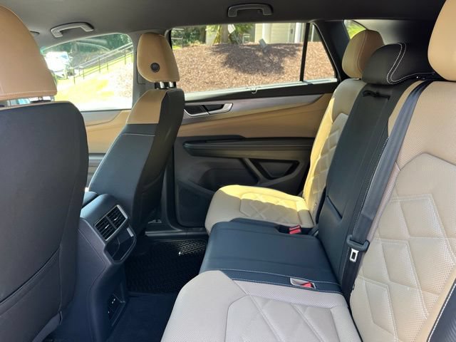 New 2026 Volkswagen Atlas Cross Sport SE FWD image 11