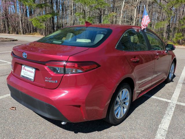 Used 2024 Toyota Corolla XLE image 4