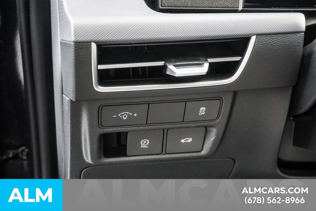 Used 2025 Hyundai Sonata SEL FWD image 33