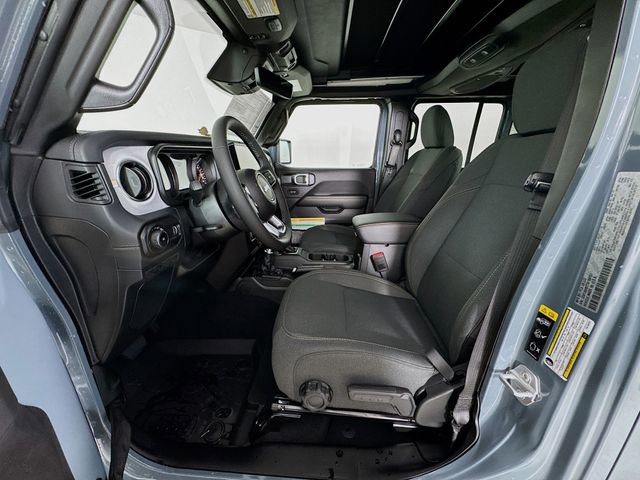 New 2026 Jeep Wrangler Unlimited Sahara w/ Safety Group AWD/4WD image 24