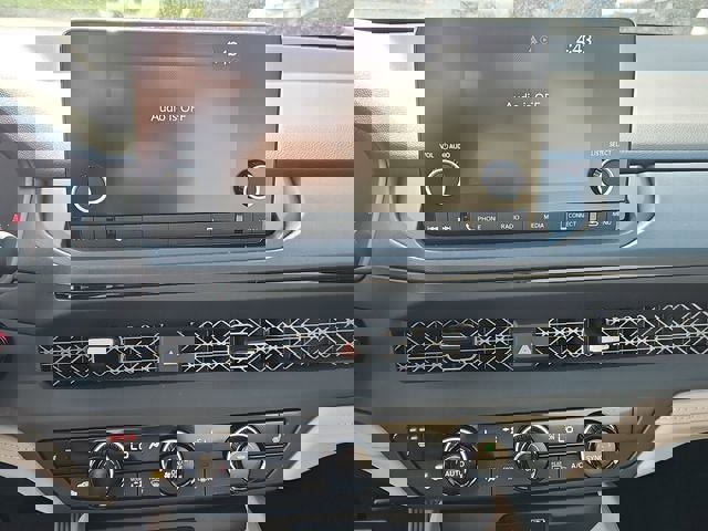 Certified 2025 Honda Accord SE image 19