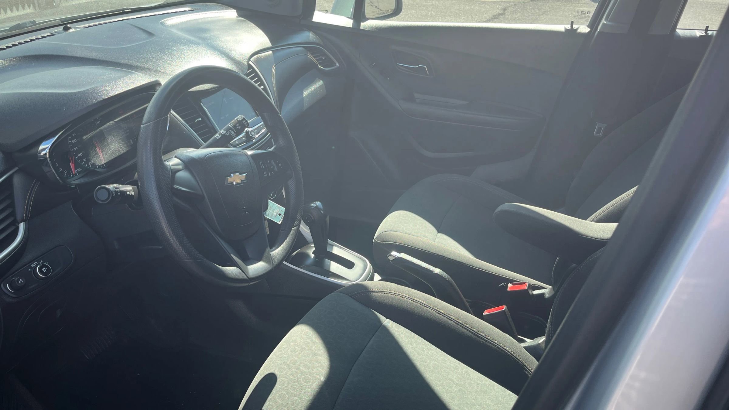 Used 2018 Chevrolet Trax LS image 15