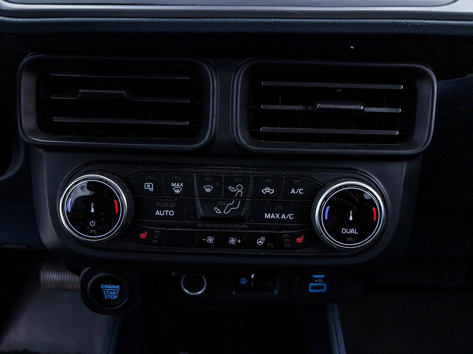 Used 2023 Ford Maverick Lariat w/ Lariat Luxury Package image 24