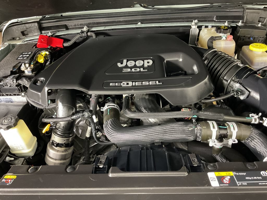 Used 2023 Jeep Wrangler Unlimited Rubicon w/ Cold Weather Group AWD/4WD image 25
