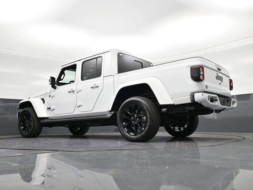 Used 2021 Jeep Gladiator Overland image 29