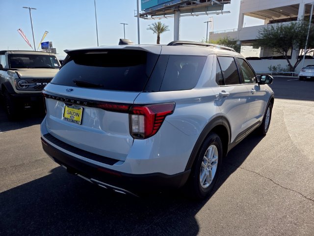 New 2026 Ford Explorer Active w/ Active Comfort Package RWD image 4