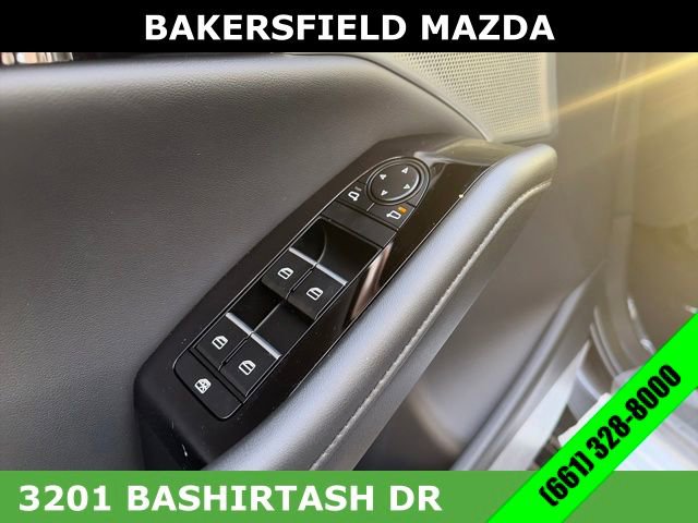 New 2026 MAZDA MAZDA3 Hatchback w/Premium Plus Pkg image 11