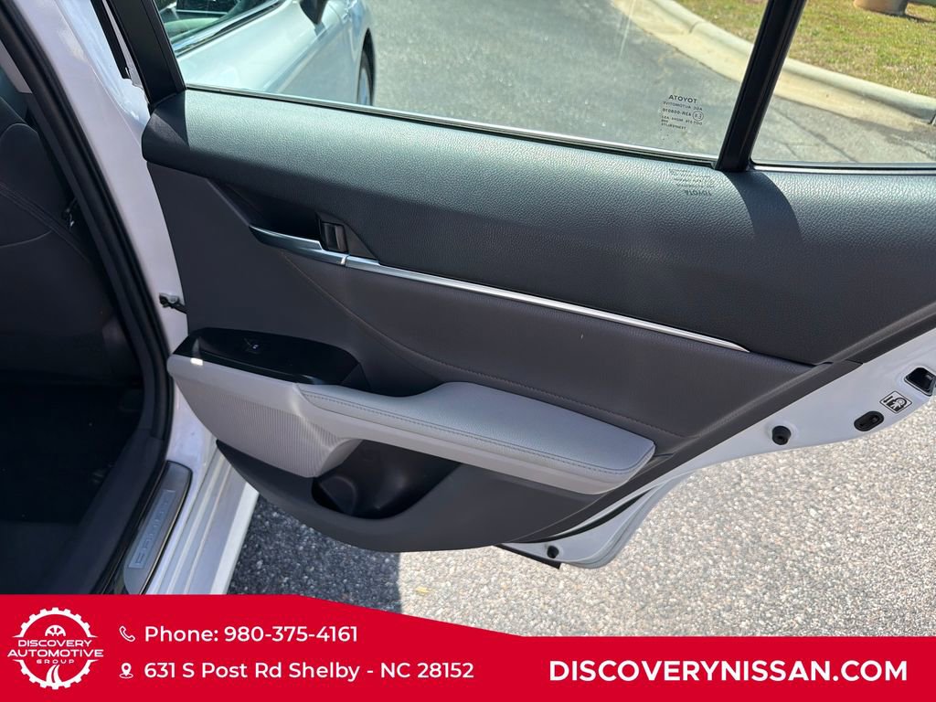 Used 2018 Toyota Camry XLE w/ Protection Package (Q2) FWD image 32