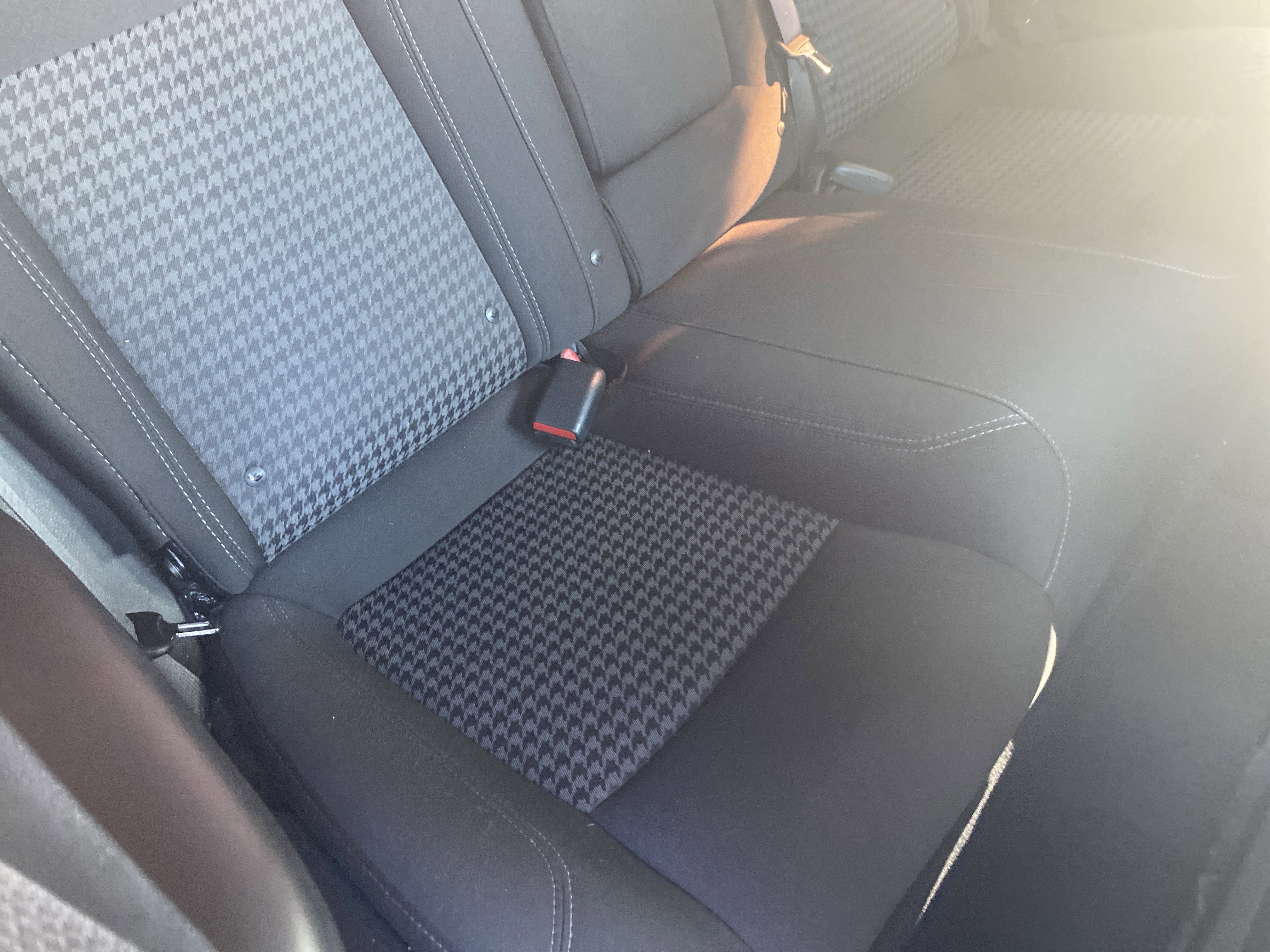 Used 2019 Dodge Challenger SXT image 21