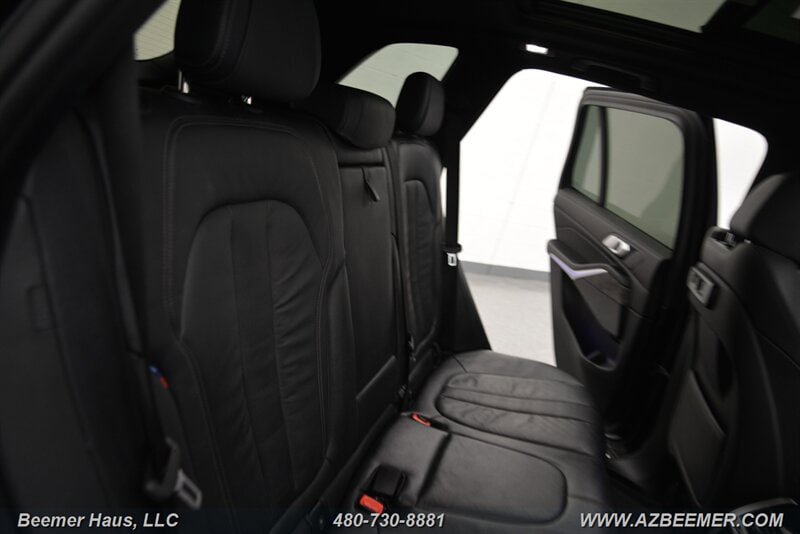 Used 2020 BMW X5 sDrive40i w/ M Sport Package image 24