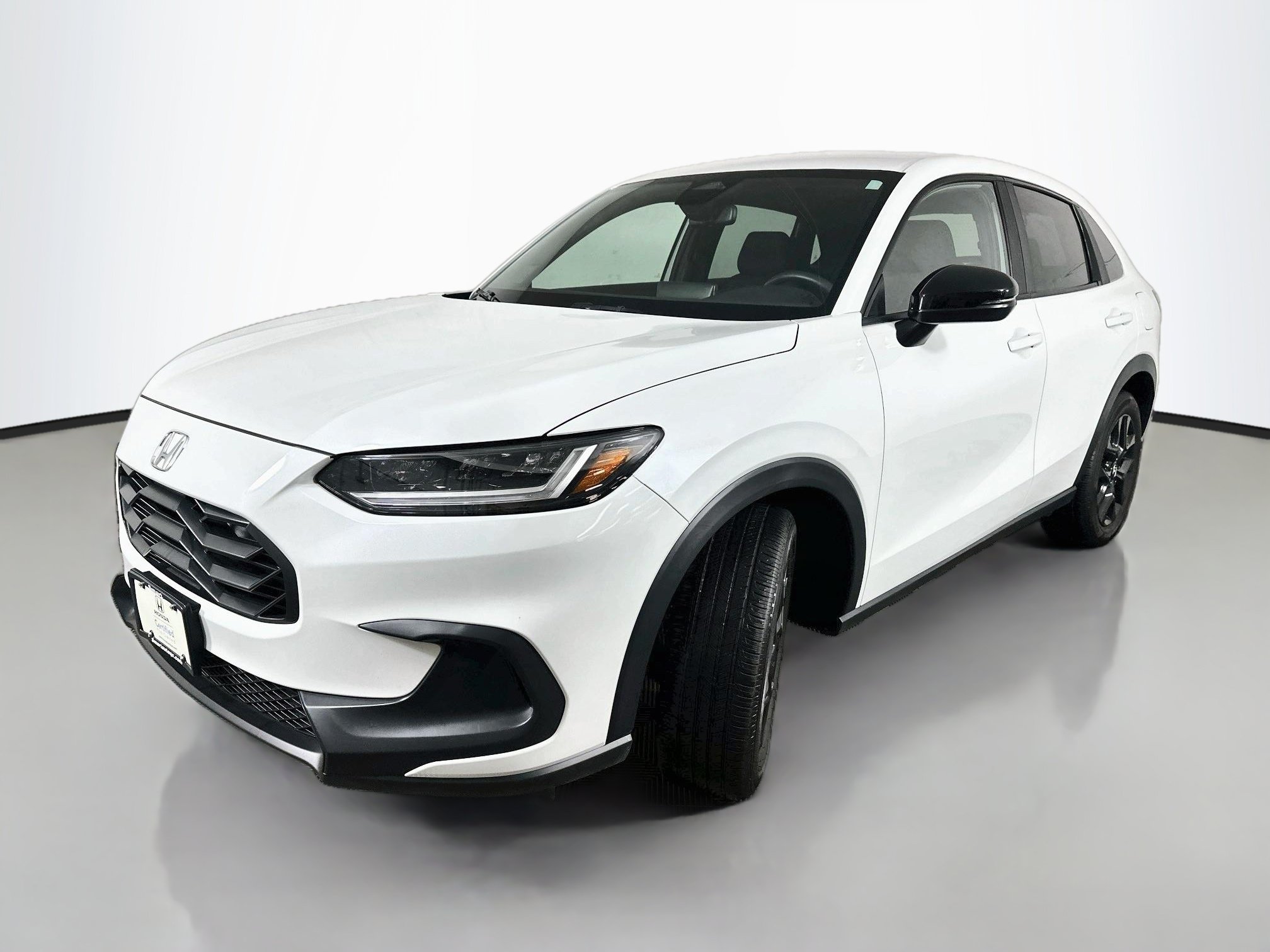 Used 2024 Honda HR-V Sport image 3