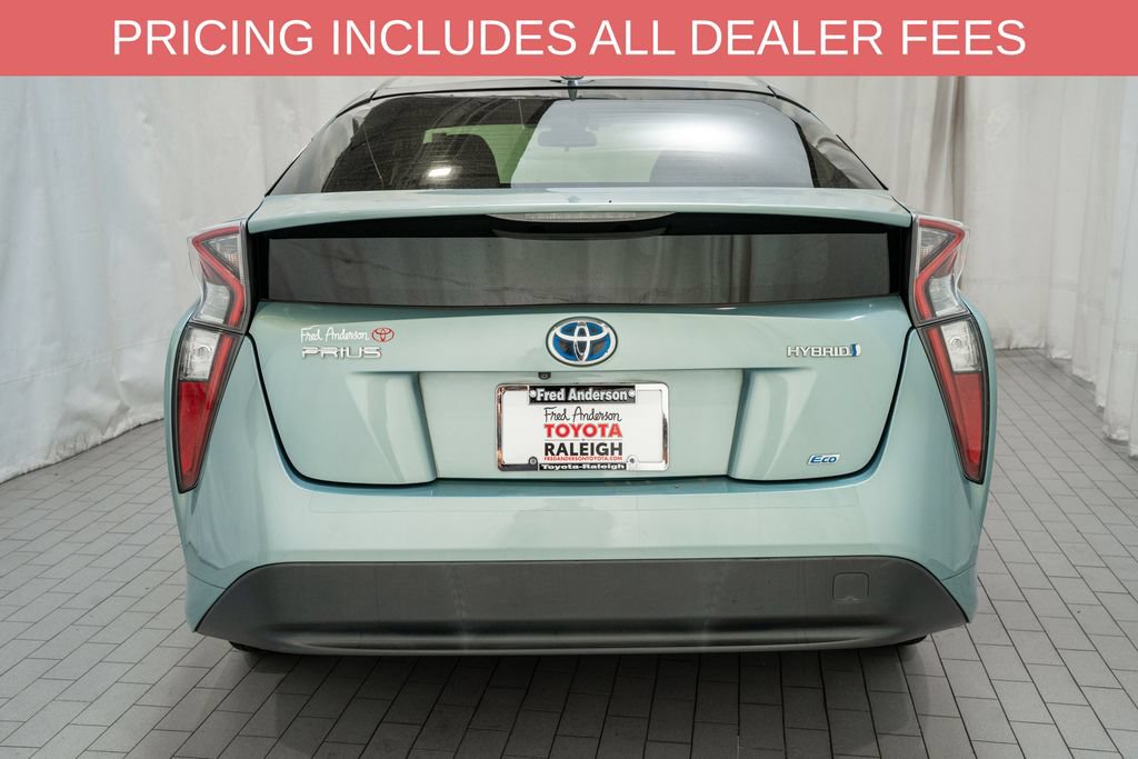 Used 2017 Toyota Prius Two FWD image 4