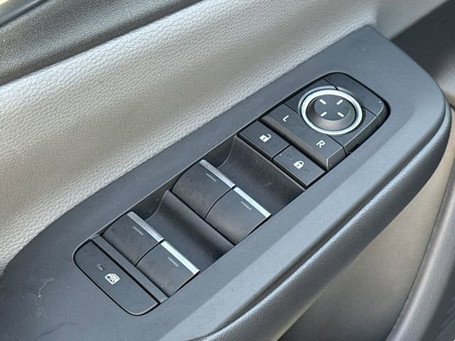 Used 2024 Toyota Prius XLE FWD image 20