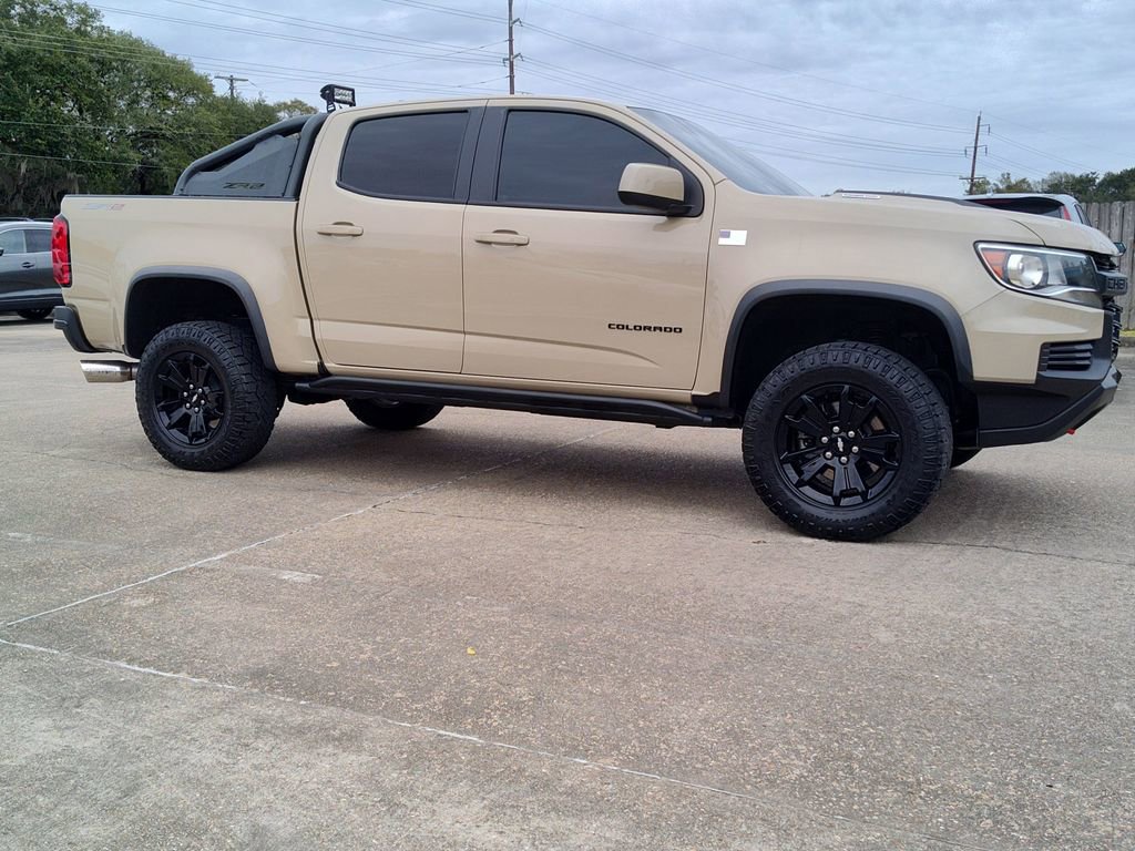 Used 2021 Chevrolet Colorado ZR2 w/ ZR2 Dusk Special Edition image 13