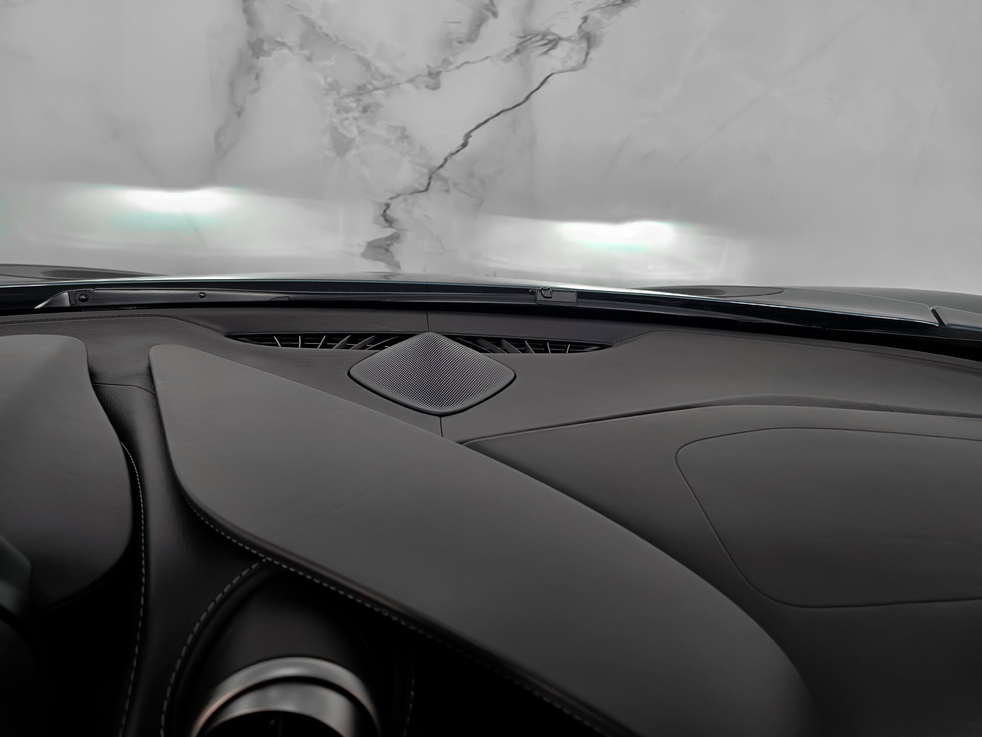 Used 2019 McLaren 720S image 21