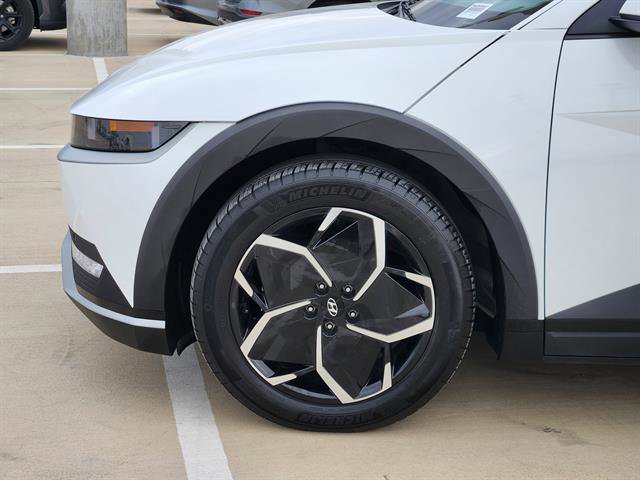 Used 2024 Hyundai Ioniq 5 SEL image 6