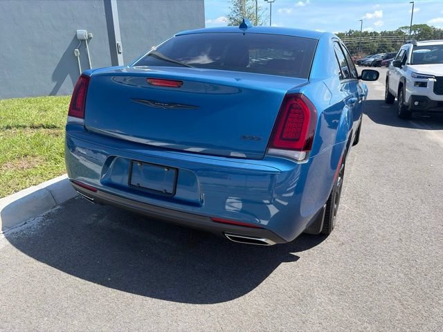 Used 2023 Chrysler 300 Touring w/ Sport Appearance Package RWD image 7