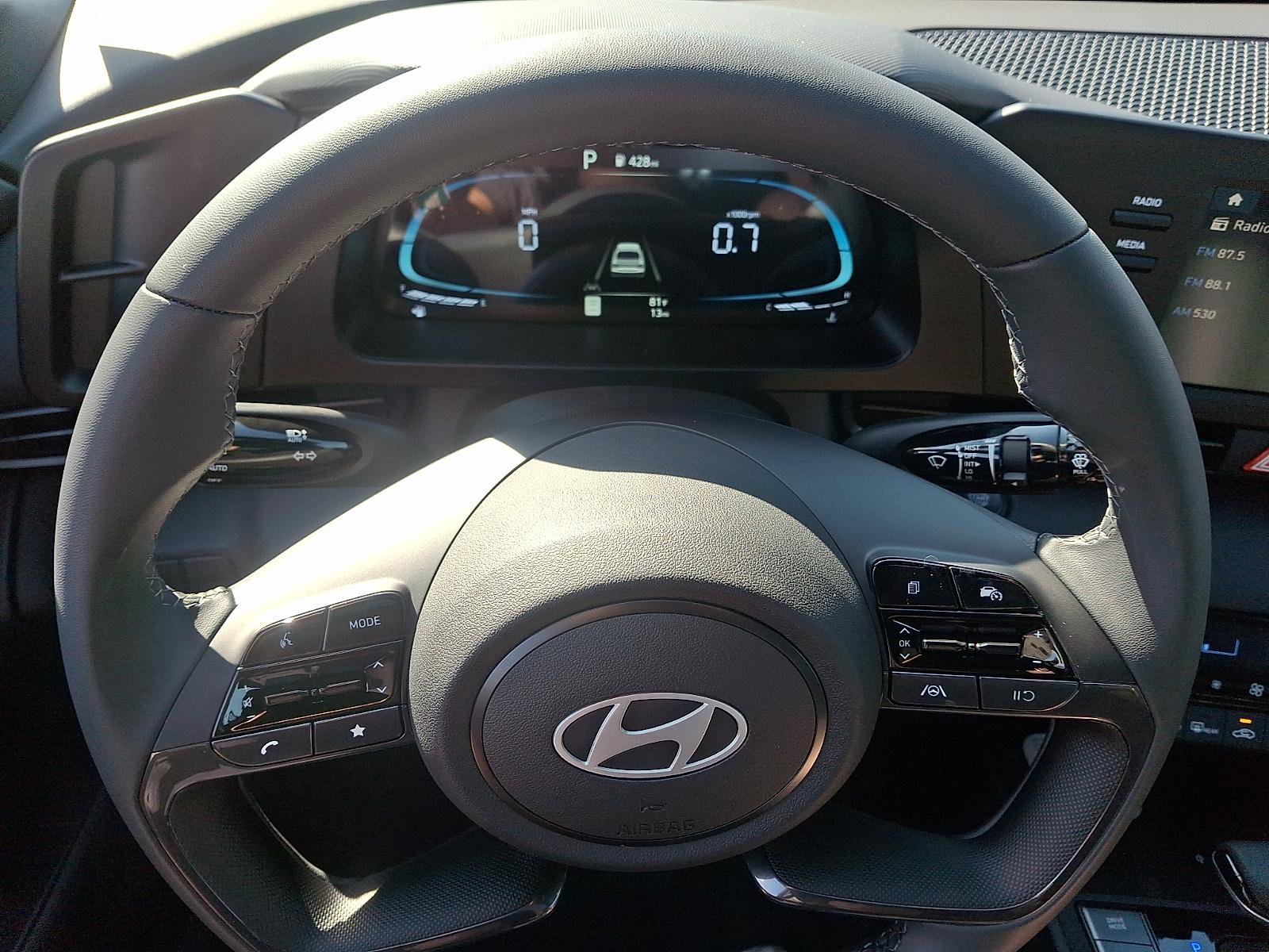 New 2026 Hyundai Elantra SEL Sport FWD image 14