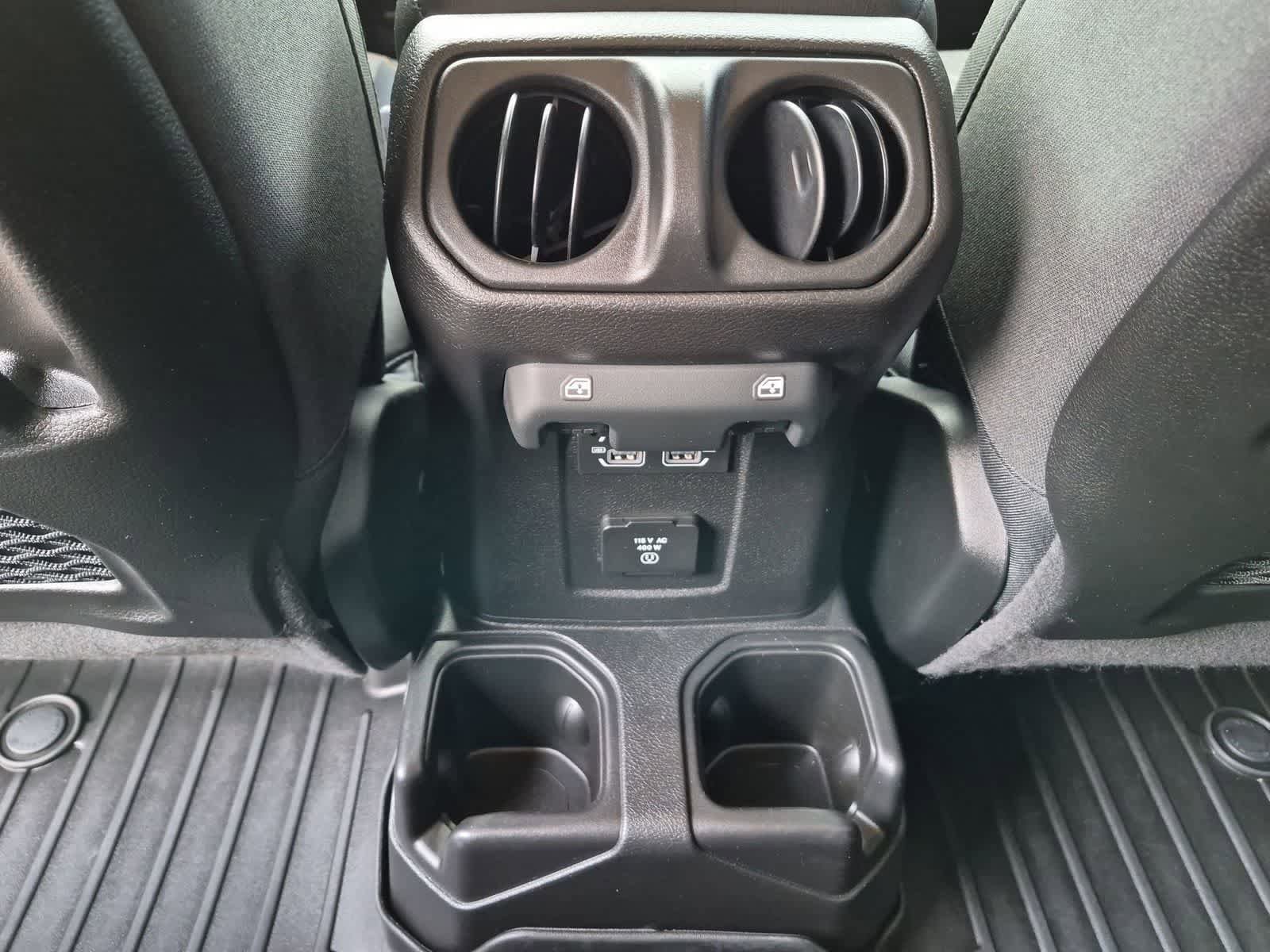 Used 2025 Jeep Gladiator Mojave AWD/4WD image 20