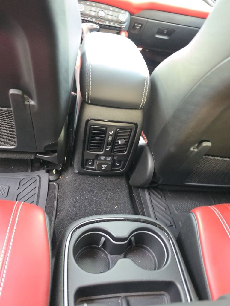 Used 2024 Dodge Durango SRT AWD/4WD image 8