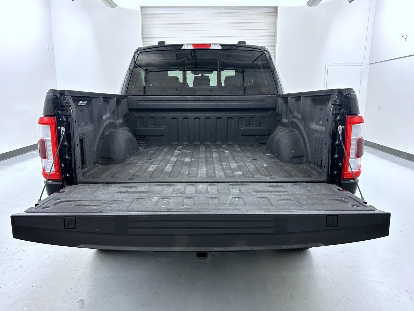 Used 2023 Ford F150 Lariat w/ Equipment Group 502A High AWD/4WD image 22