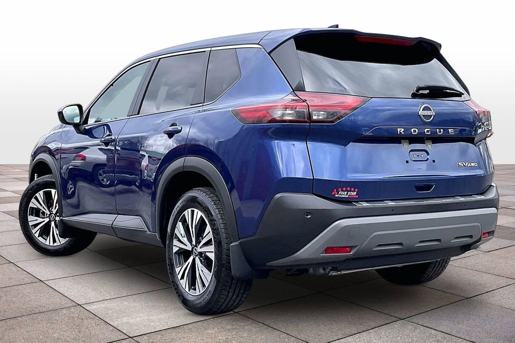 Used 2023 Nissan Rogue SV image 11