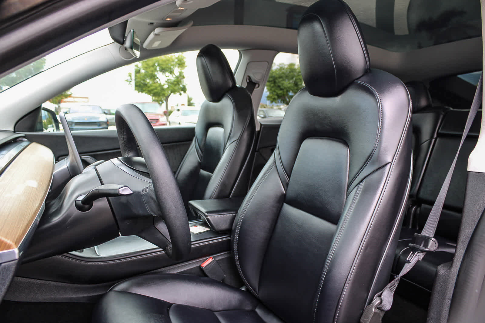 Used 2022 Tesla Model Y Performance AWD/4WD image 17