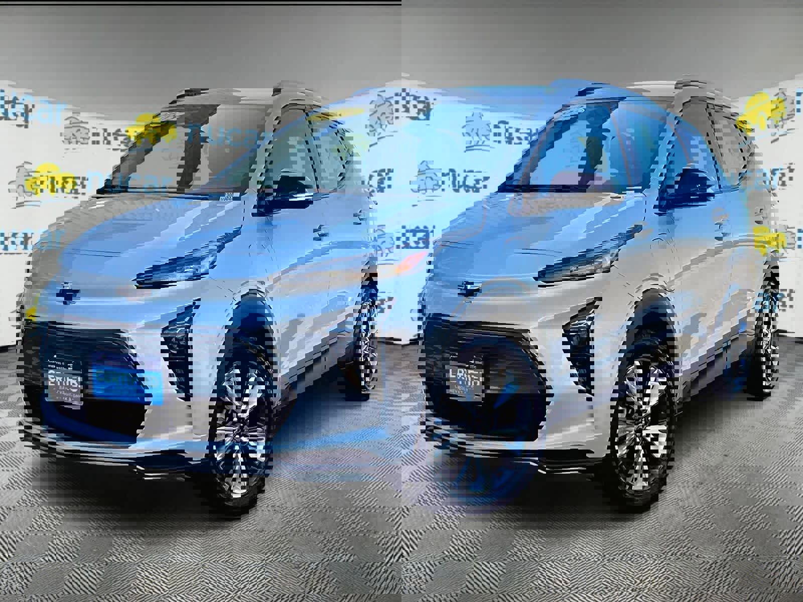 Certified 2023 Chevrolet Bolt EUV LT w/ Convenience Package image 3