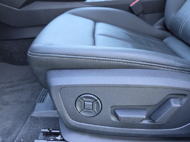 Used 2023 Audi A3 2.0T Premium Plus w/ Premium Plus Package FWD image 28