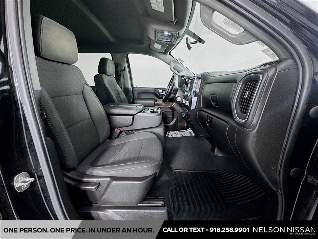 Used 2022 GMC Sierra 2500 SLE w/ Gooseneck/5TH Wheel Package image 25