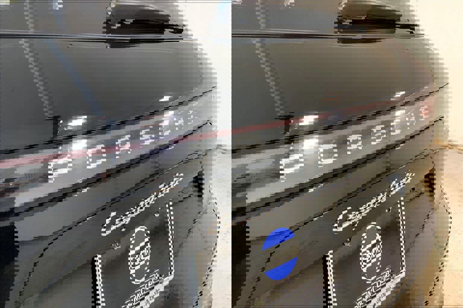 Used 2020 Porsche Cayenne Turbo image 29