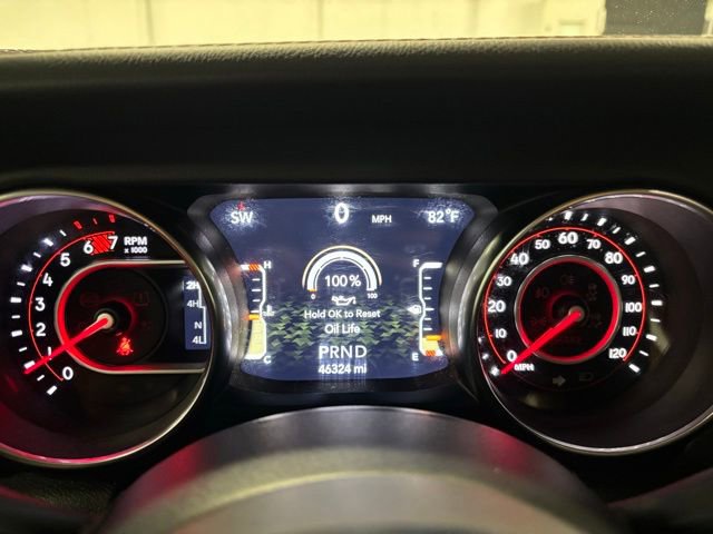 Used 2020 Jeep Wrangler Unlimited Rubicon w/ Quick Order Package 28Y Recon AWD/4WD image 13