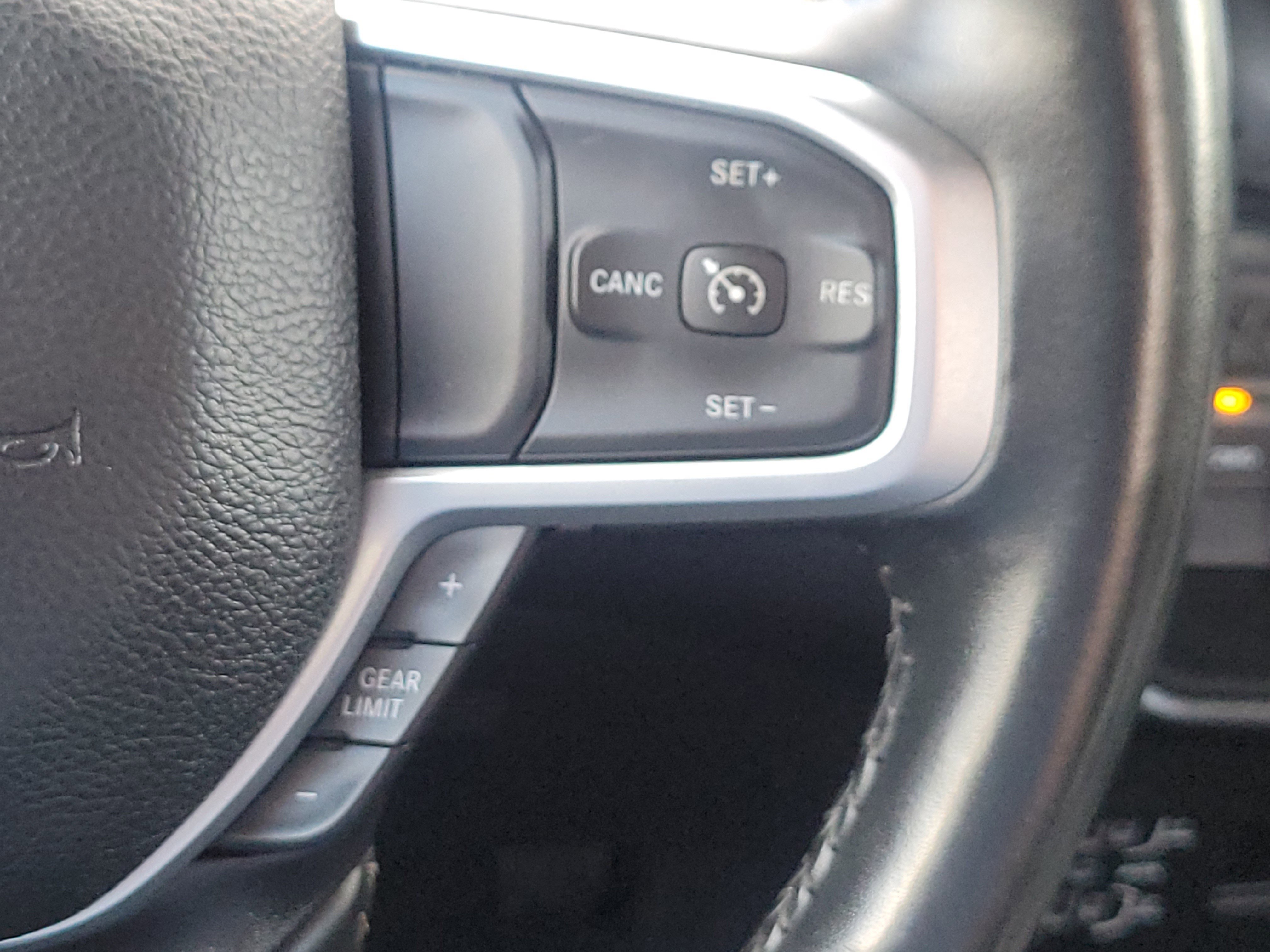 Used 2024 RAM 3500 Big Horn image 26