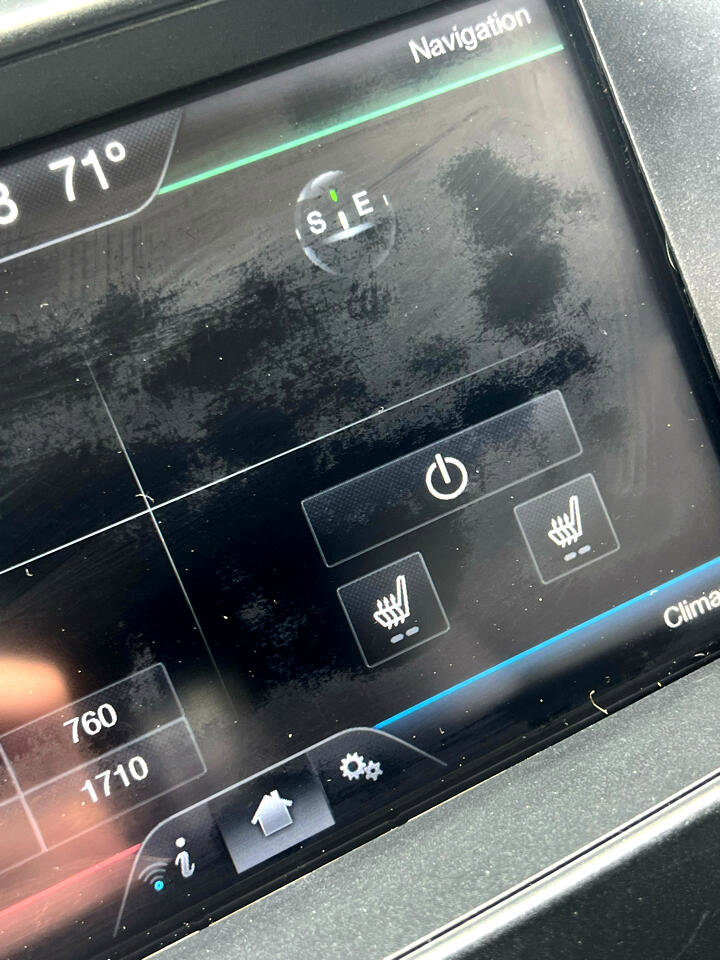 Used 2011 Ford Edge Limited w/ Canadian Touring Pkg image 25