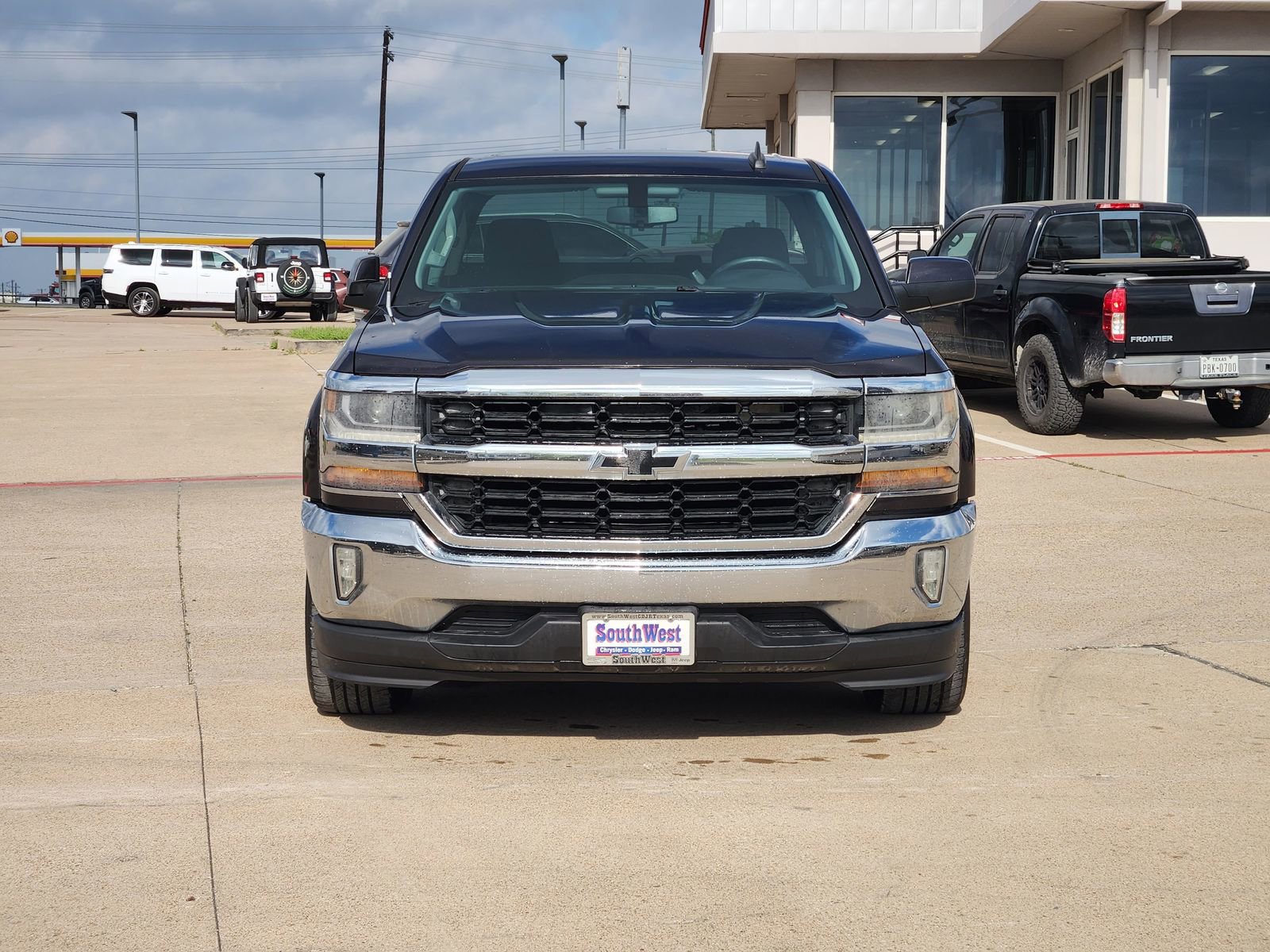 Used 2016 Chevrolet Silverado 1500 LT w/ Texas Edition image 6