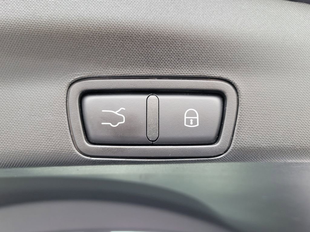 Used 2024 Alfa Romeo Stelvio Sprint image 22