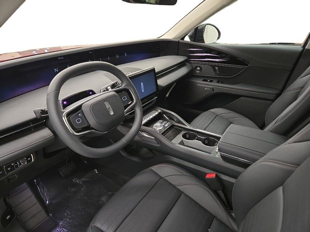 New 2026 Lincoln Nautilus Reserve w/ Jet Appearance Package AWD/4WD image 8