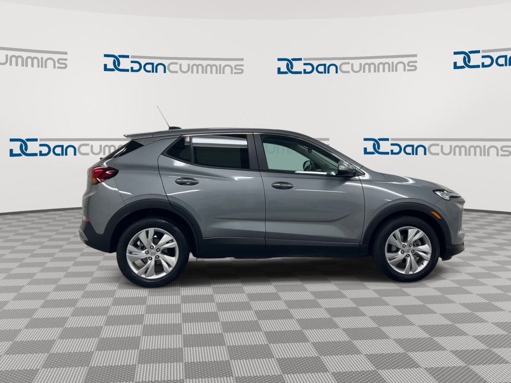 Used 2025 Buick Encore GX Preferred FWD image 9