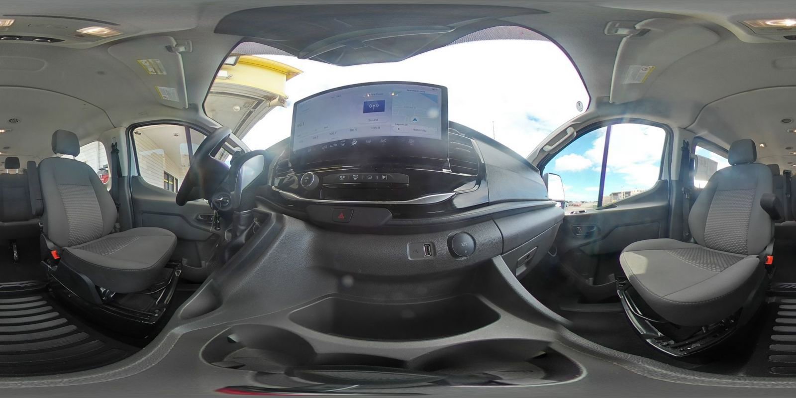 Used 2024 Ford Transit 350 XLT RWD image 42