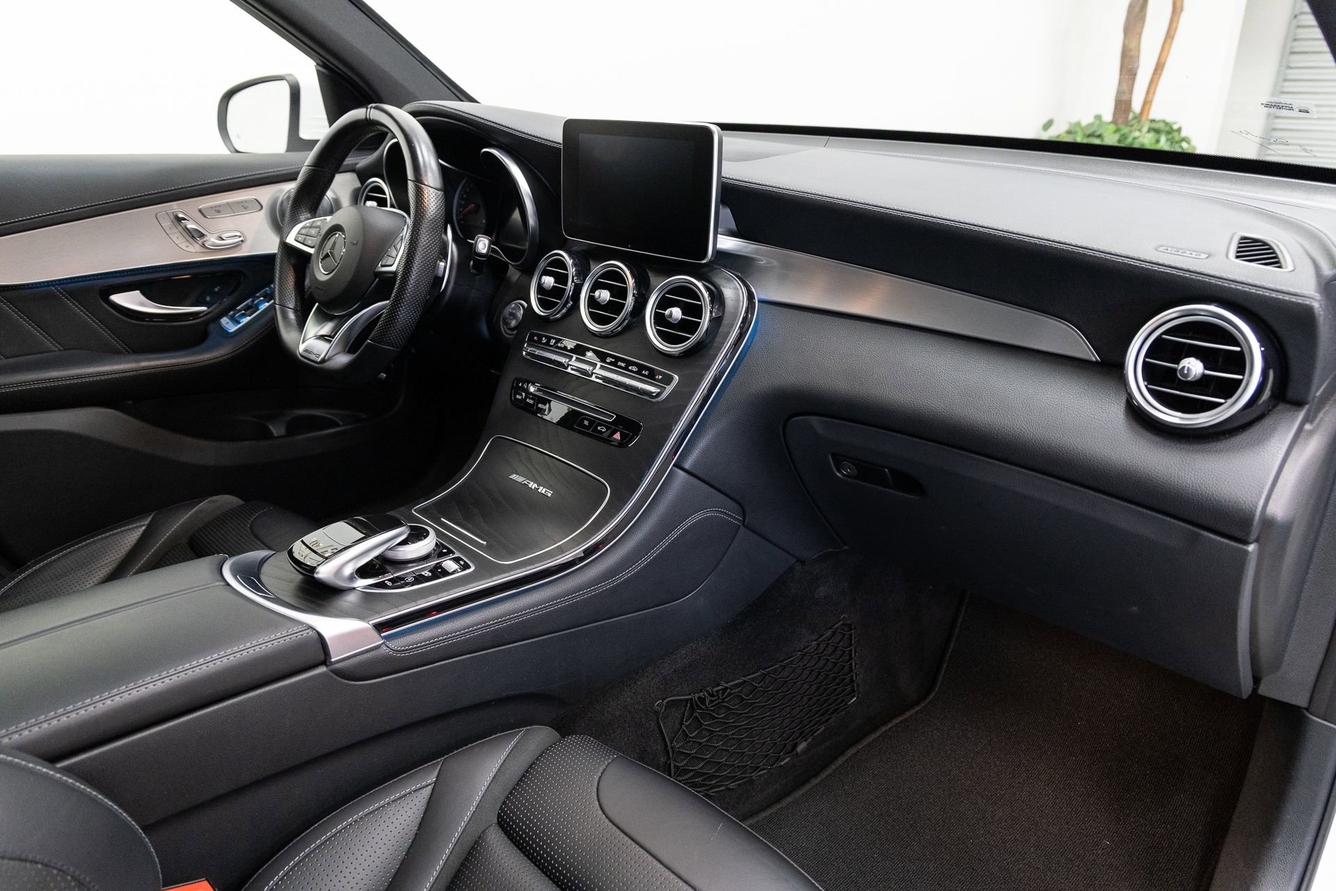 Used 2019 Mercedes-Benz GLC 63 AMG 4MATIC image 13