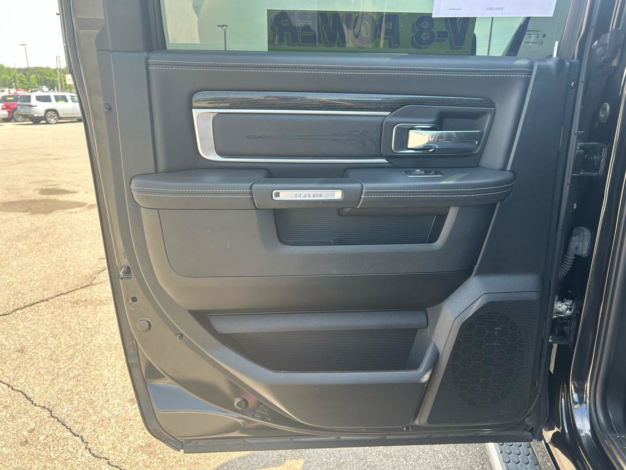 Used 2017 RAM 1500 Limited AWD/4WD image 13