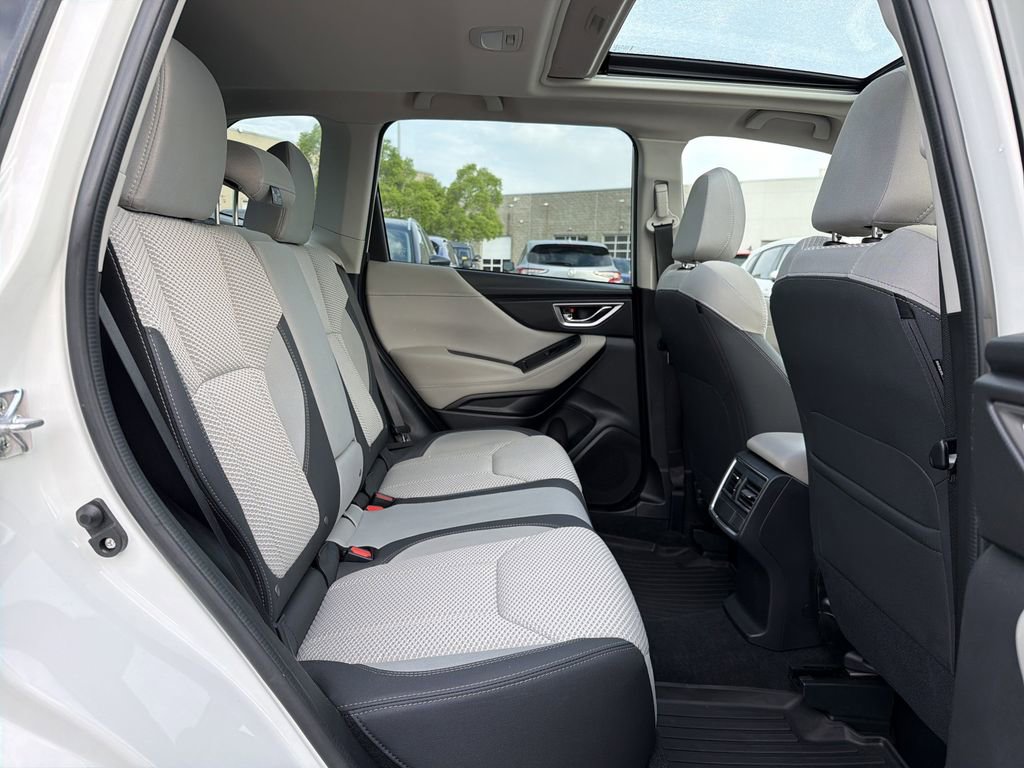 Used 2023 Subaru Forester Premium AWD/4WD image 15