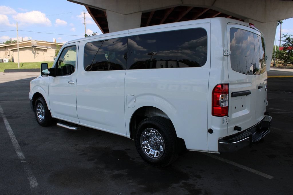 Used 2018 Nissan NV 3500 SL RWD image 8