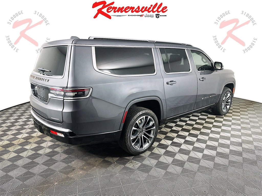 Used 2023 Jeep Grand Wagoneer L Series III w/ Rear Seat Video Group 1 image 7