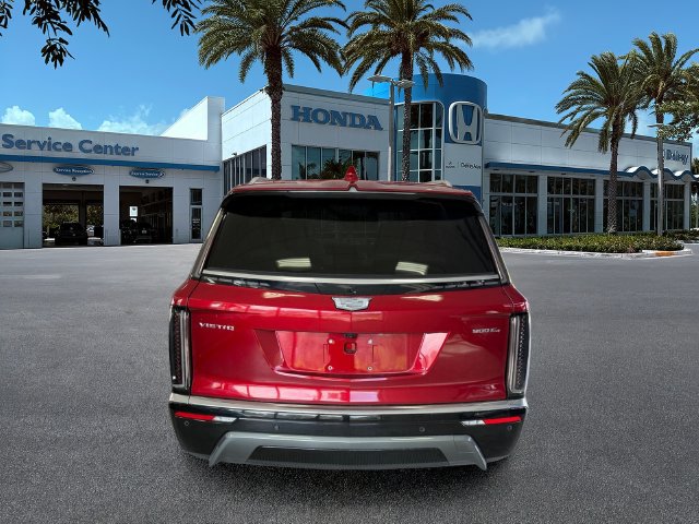 Used 2026 Cadillac Vistiq Luxury AWD/4WD image 7