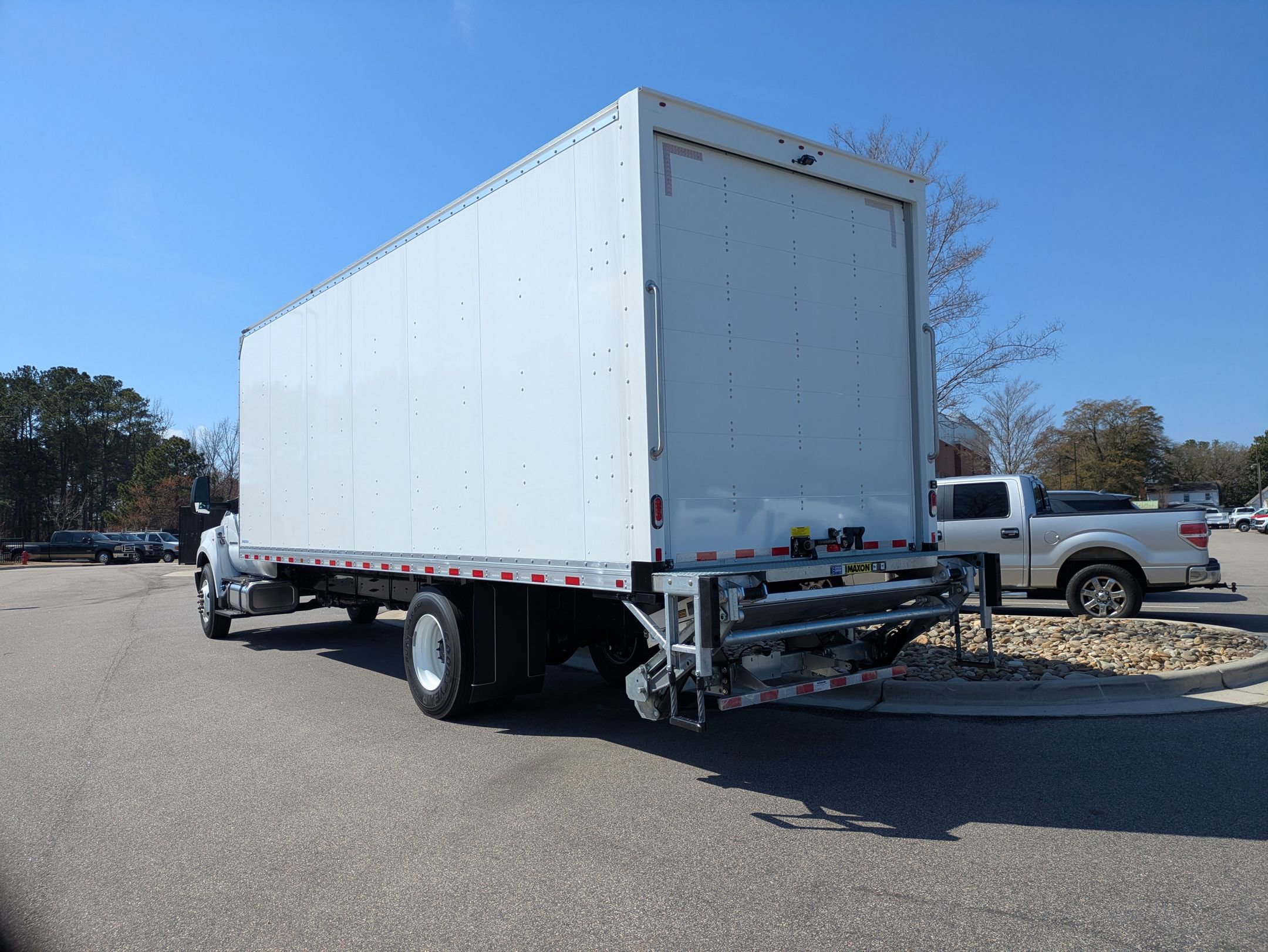 New 2026 Ford F750 2WD Regular Cab Super Duty image 4
