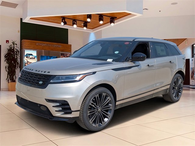 New 2026 Land Rover Range Rover Velar Dynamic SE